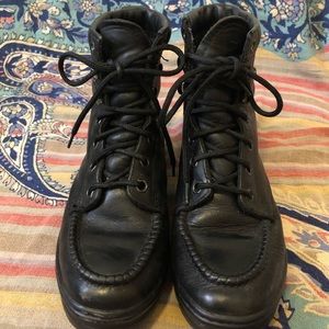 Timberland Black Leather Women’s Boots Size 7.5